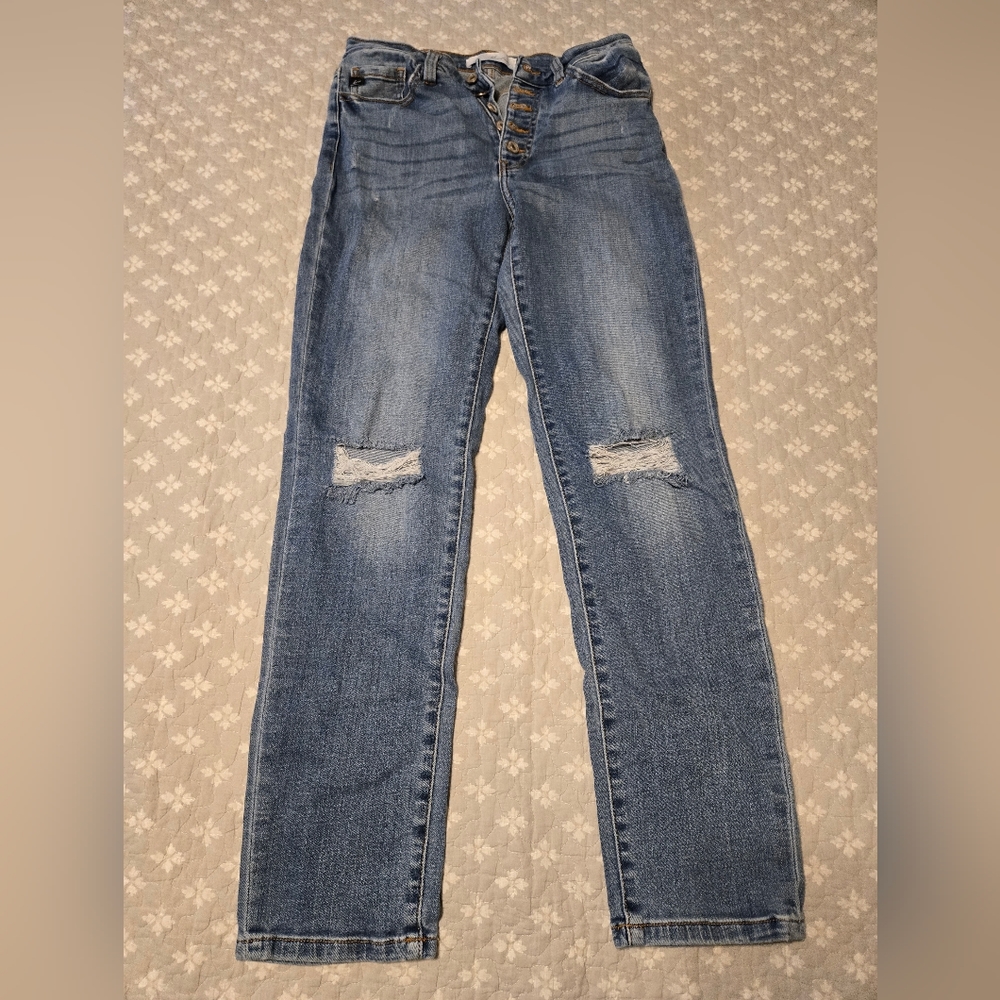 Kancan size 28 high rise straight leg